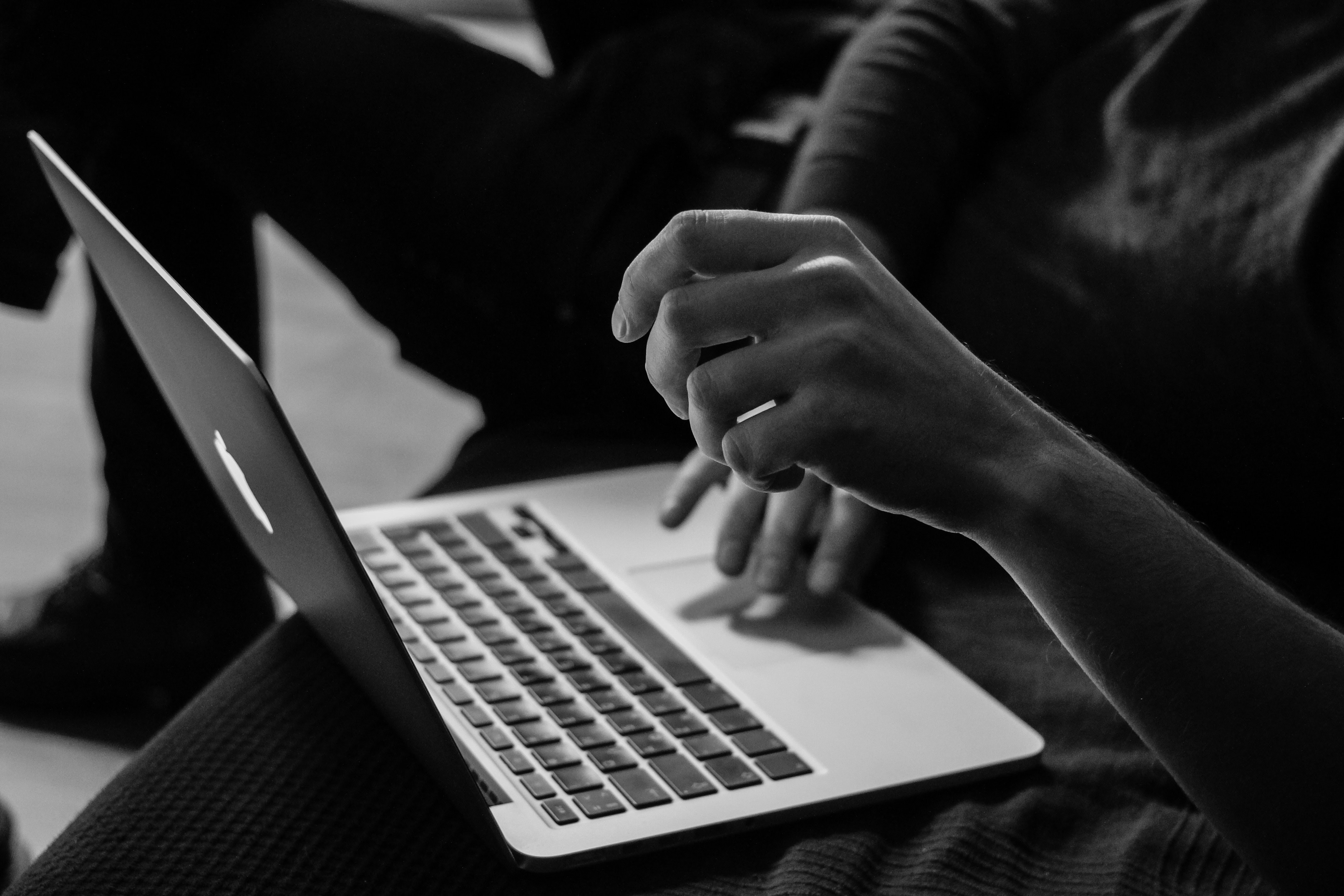 Digital Signatures: 5 Good Reasons to Use Them in Your Business