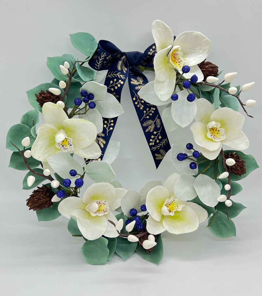 November Wednesday Morning Christmas Flower Spray