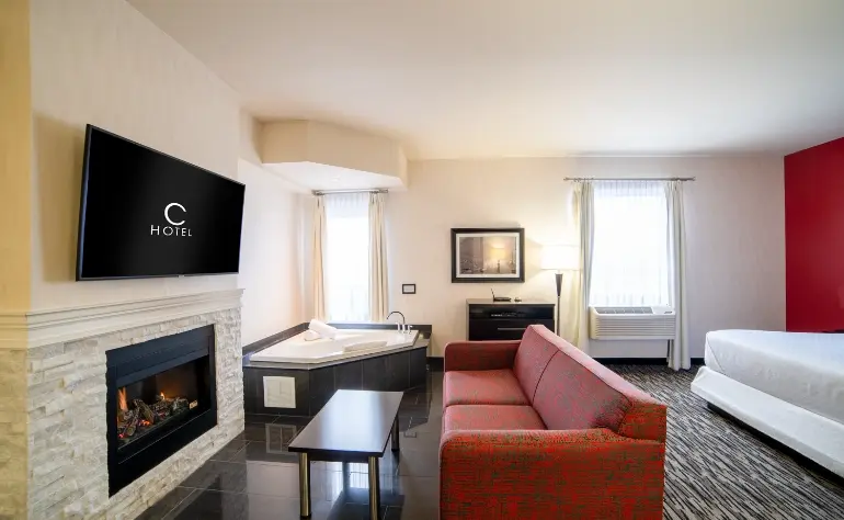 C Hotel Platinum Suite (3)