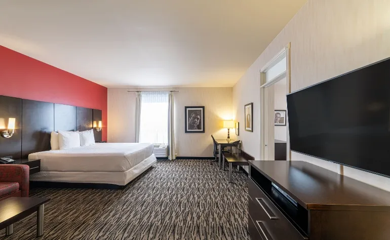 C Hotel Deluxe Two Bedroom (1)