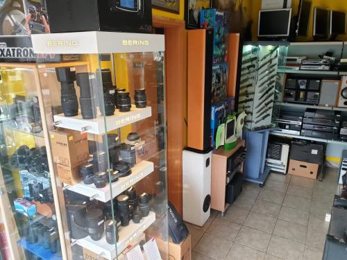8 Laden hinten