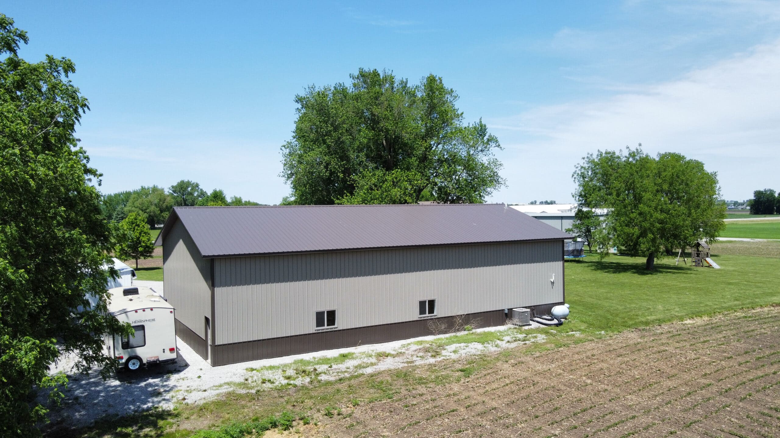 Two-Tone Office / Shed