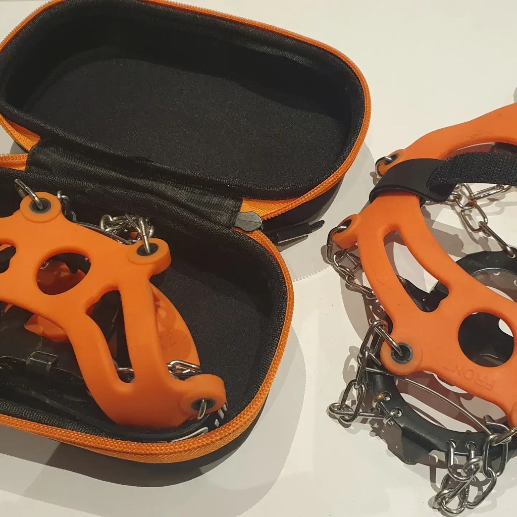 Schuhkrallen Grödel für die Winterwanderung
