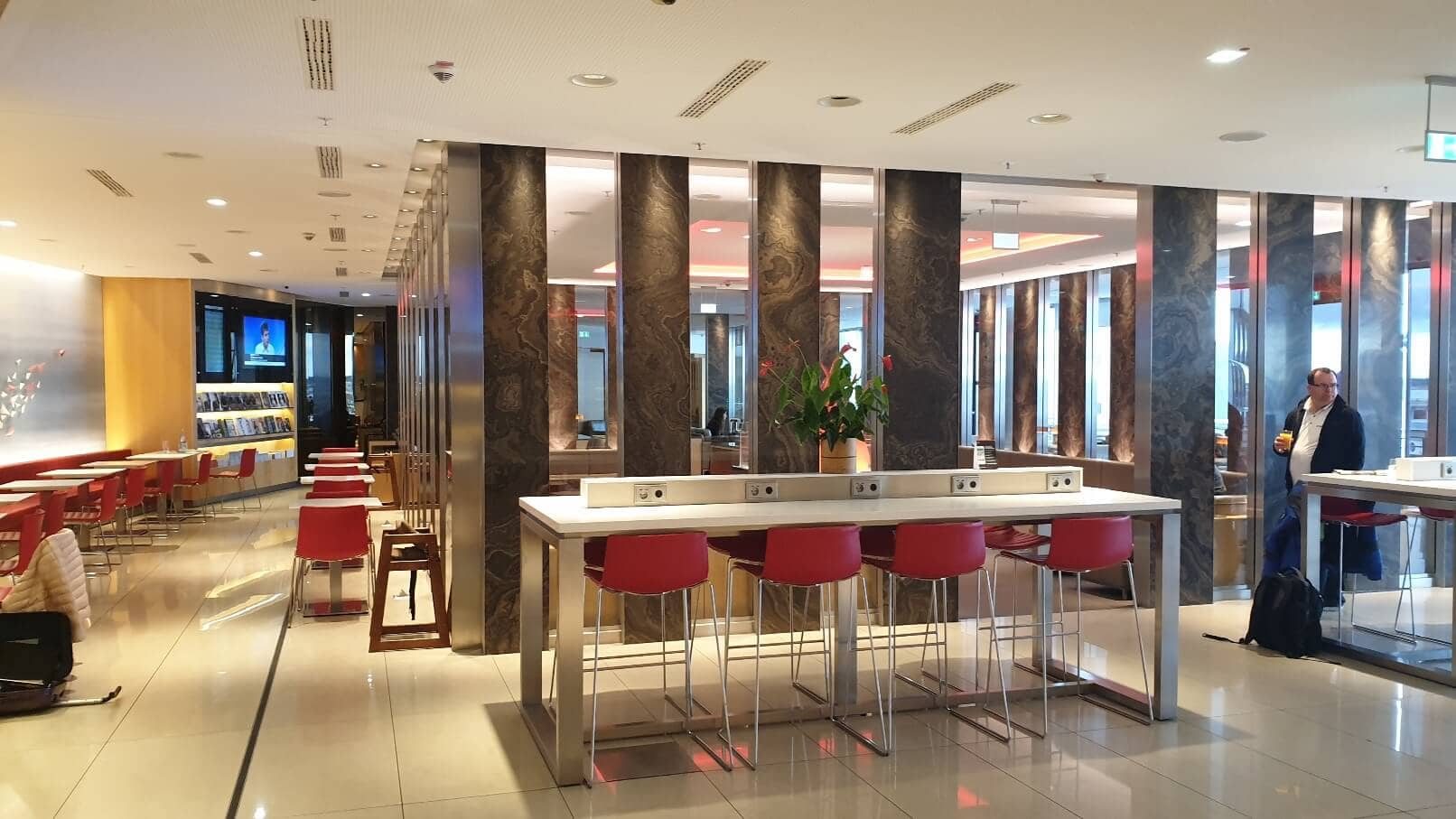 Air Canada Maple Leaf Lounge / Frankfurt