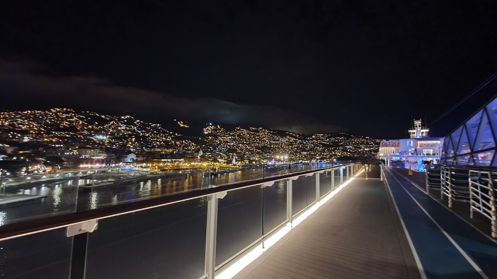 Kreuzfahrt Kanaren und Madeira bei Nacht