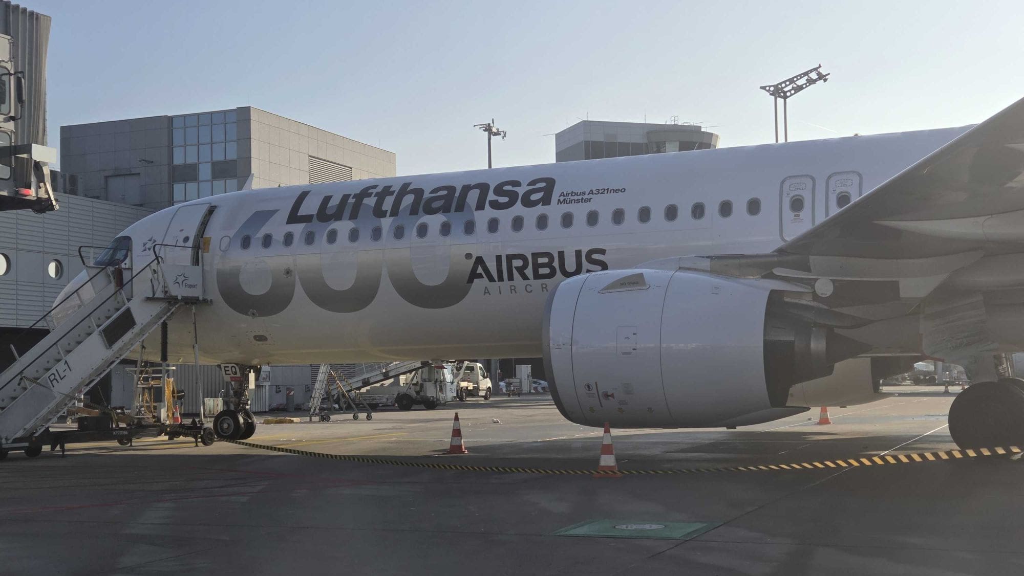 Lufthansa A321 Business Class - Meine Erfahrungen - FRA - HEL