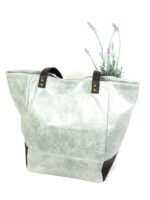 Bolso de piel con bolsillo exterior