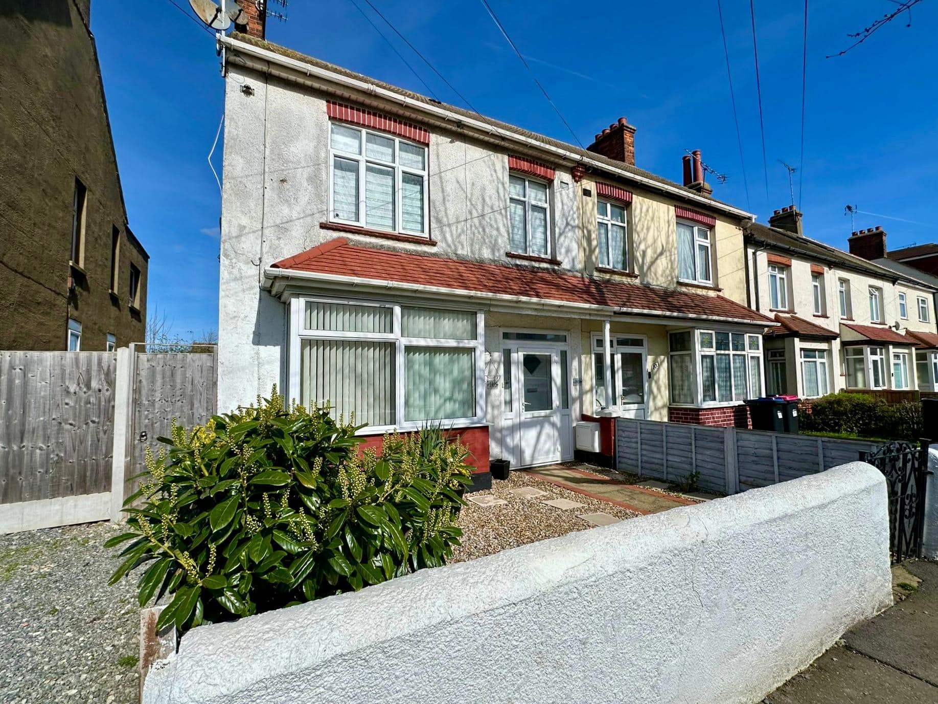Maisonette for sale in Southend-on-sea, Essex