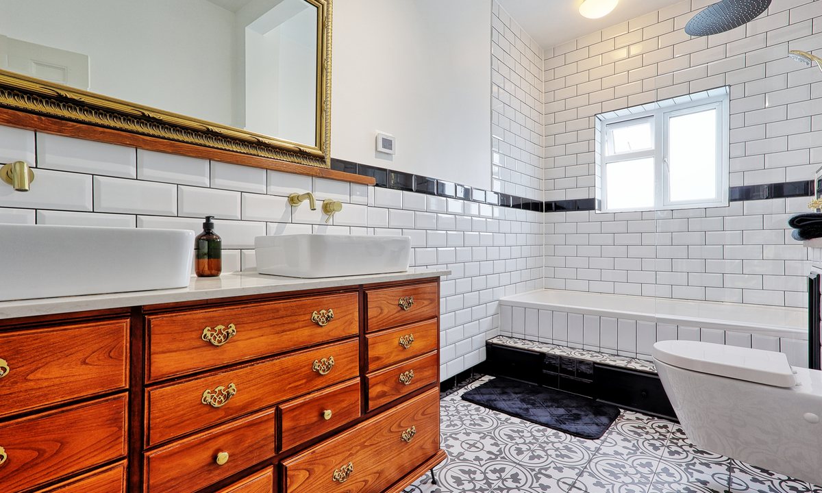 Well-presented Southend property interior prepared for sale