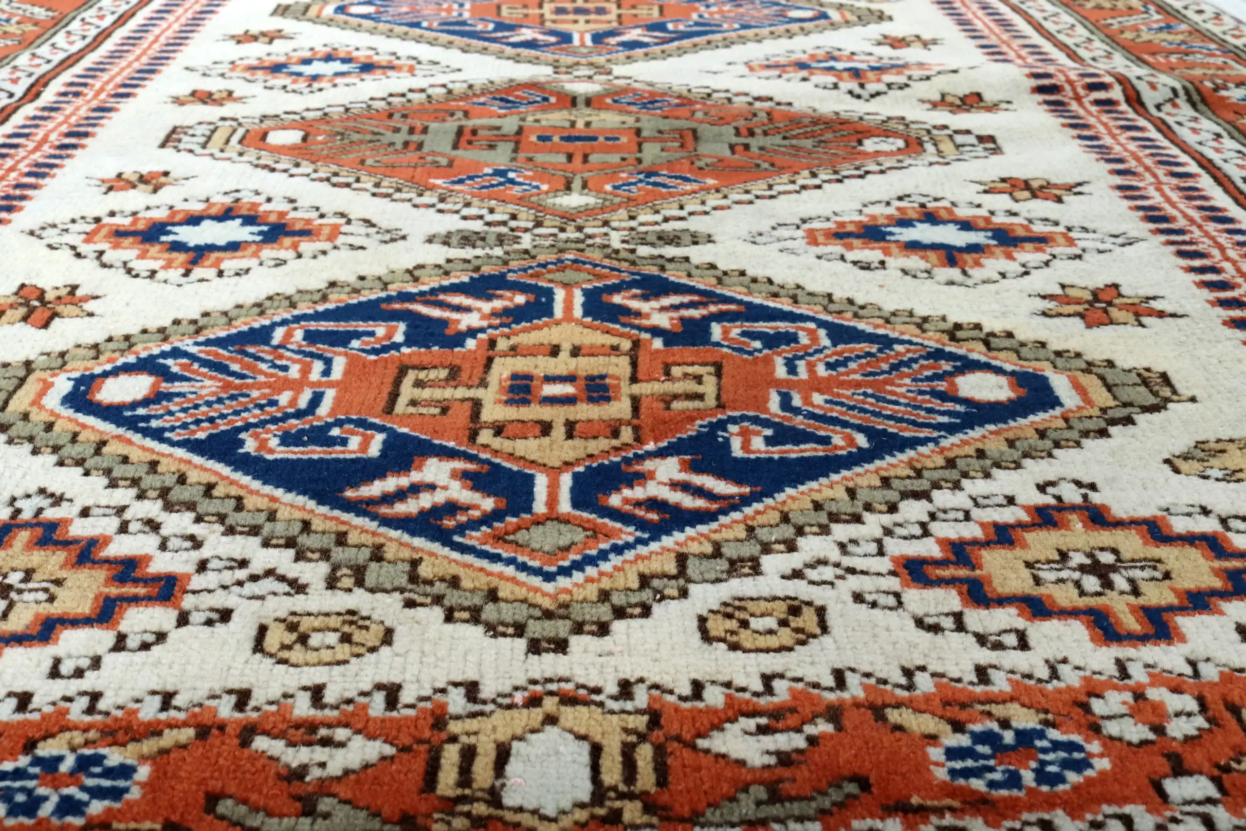 Area rug cleaning for wool, Persian and Oriental rugs in Saanich