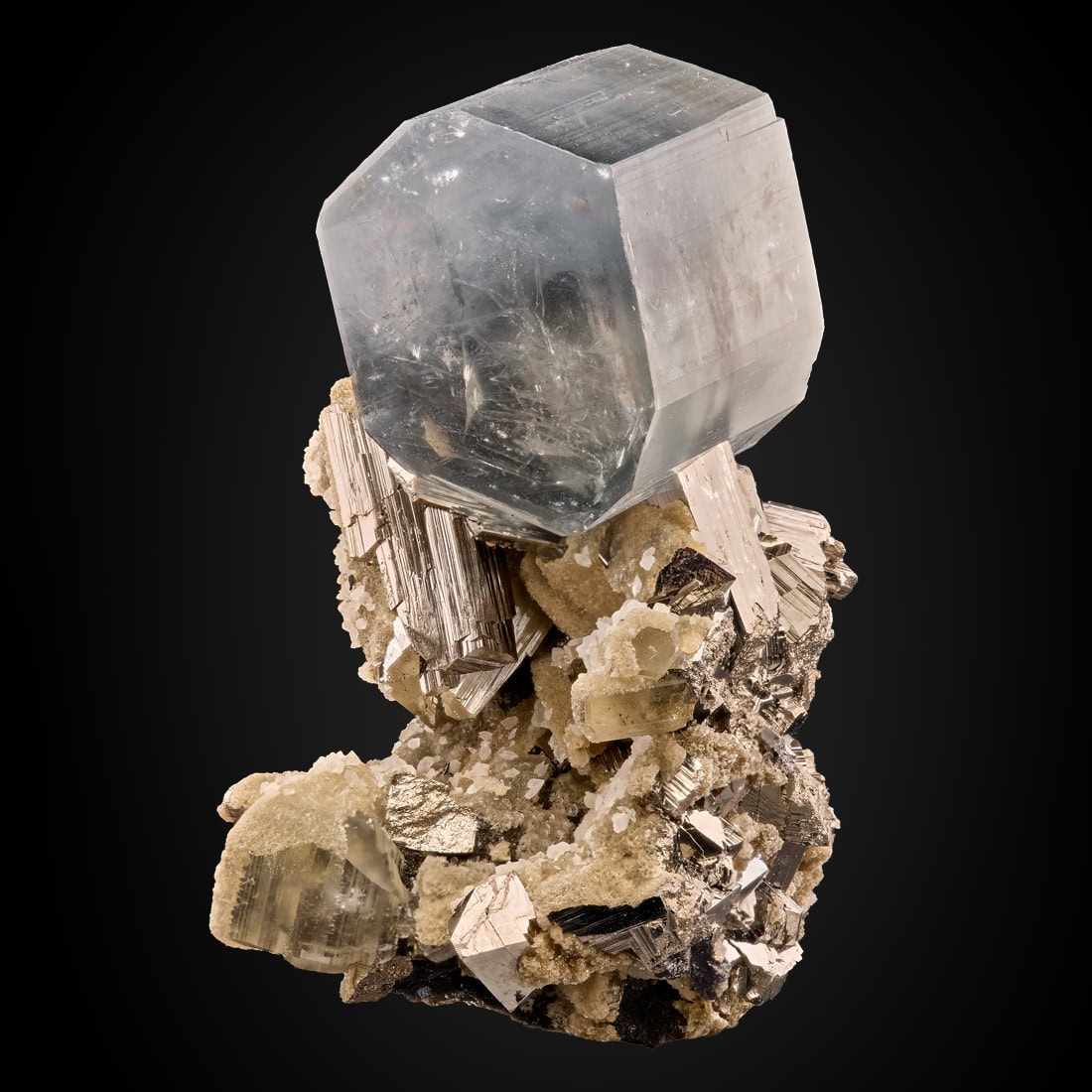 Fluorapatite, Arsenopyrite, Calcite