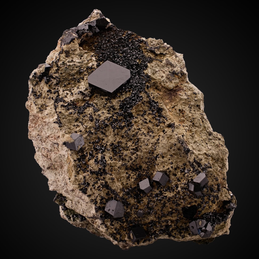Andradite v. Melanite