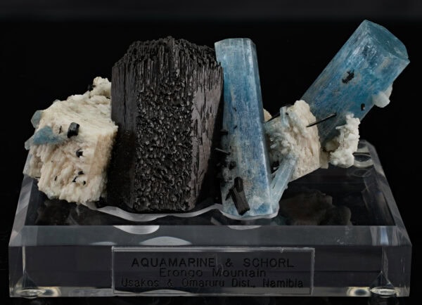 Beryl v. Aquamarine, Schorl, Orthoclase - Image 2