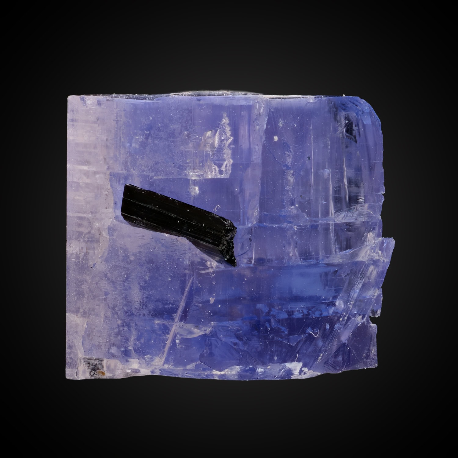 Carletonite, Aegirine