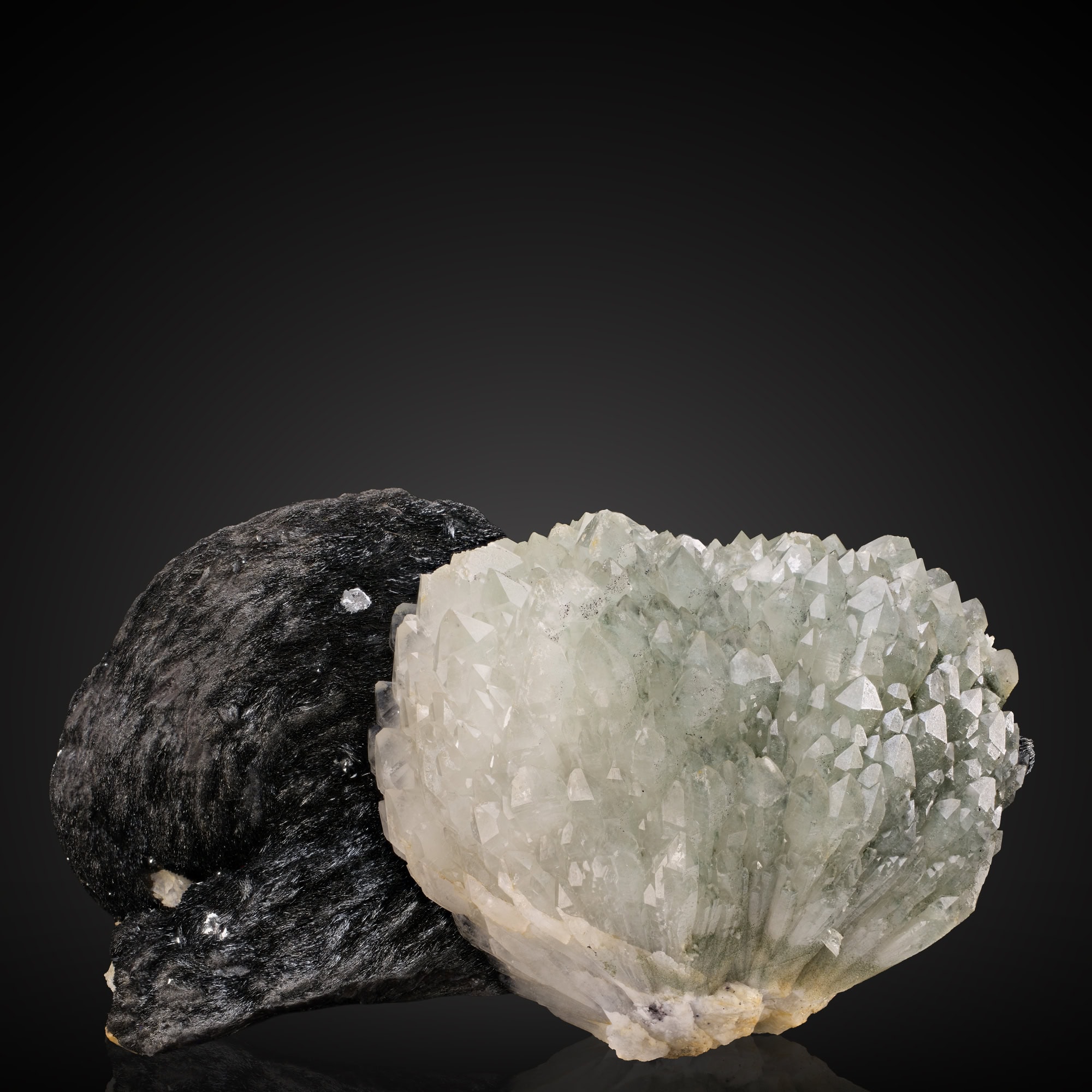 Quartz, Hematite