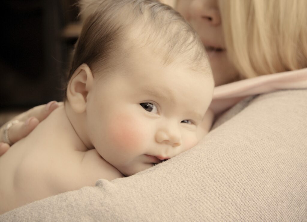 Postpartum Doula Colorado Springs, Colorado - Colorado Mountain Doulas Baby Nurse Denver Colorado