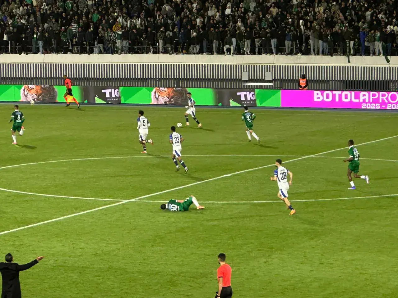 Botola D1 : 12e journée : le Raja tenu en échec par l&rsquo;USYM : la crise couve déjà chez les Verts