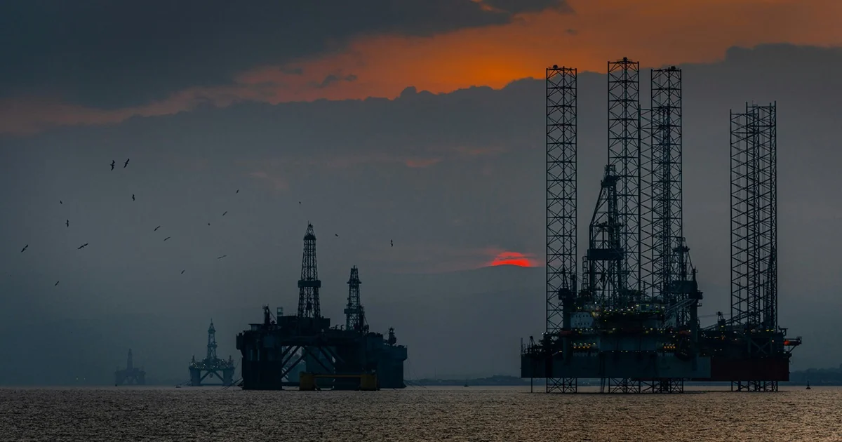 drilling_rigs_cromarty