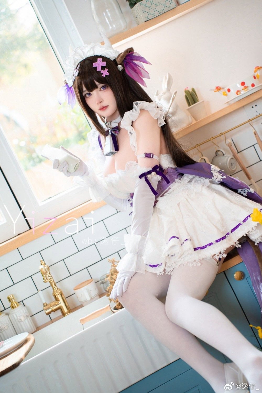 COSPLAY ♪~指挥官，我给您泡了茶哦。加了点牛奶的皇家风味……觉得得怎么样呢？碧蓝航线 樫野@逸仔_-阿呆日记