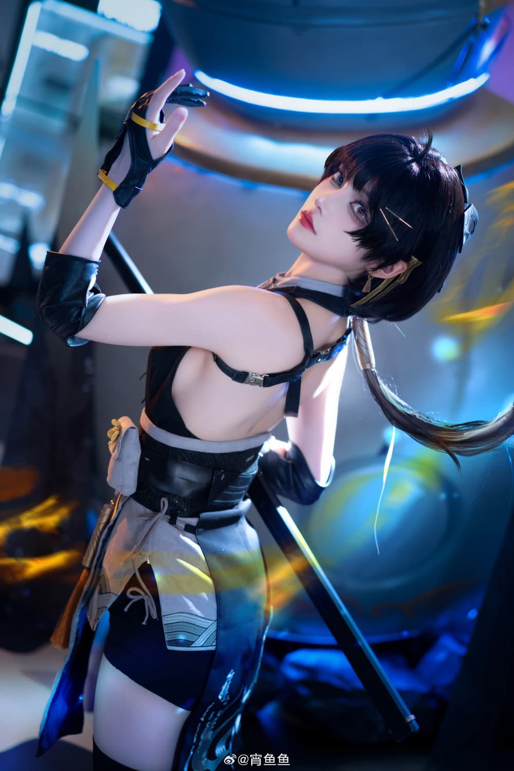 COSPLAY 漂泊者，路途还很遥远，继续前进吧 鸣潮 女漂泊者@宵鱼鱼-阿呆日记