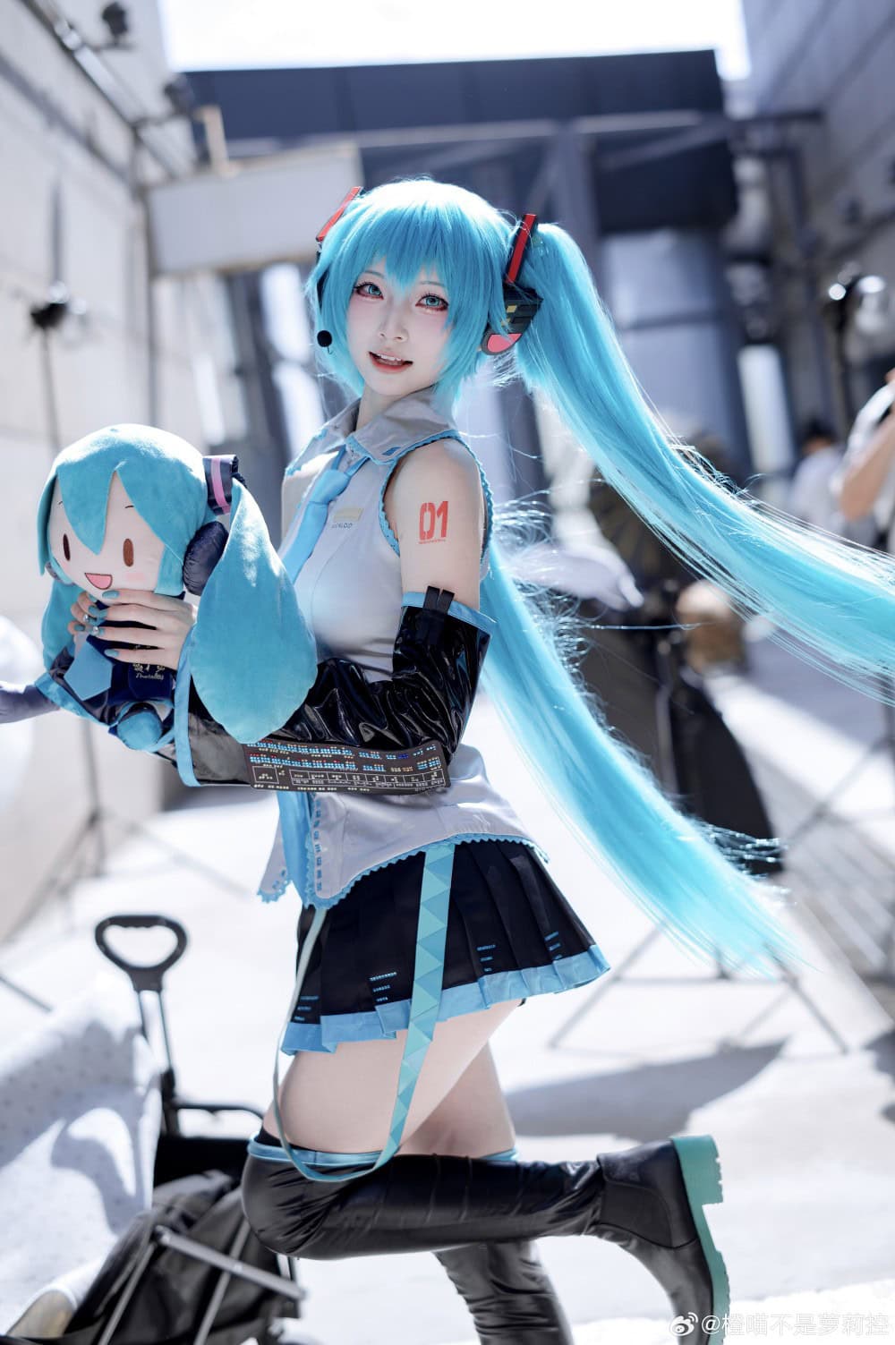 COSPLAY 这么会甩头发不要命了 初音未来@橙喵不是萝莉控