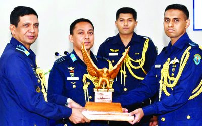 বাংলাদেশ বিমান বাহিনী ফ্লাইং ইন্সট্রাক্টরস্ কোর্স এর সনদপত্র বিতরণ অনুষ্ঠিত