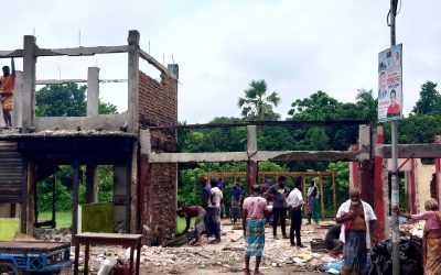 কোটালীপাড়ায় অবৈধ স্থাপনা উচ্ছেদের খবরে শতাধিক দোকানপাট সরিয়ে নিলো দখলকারীরা
