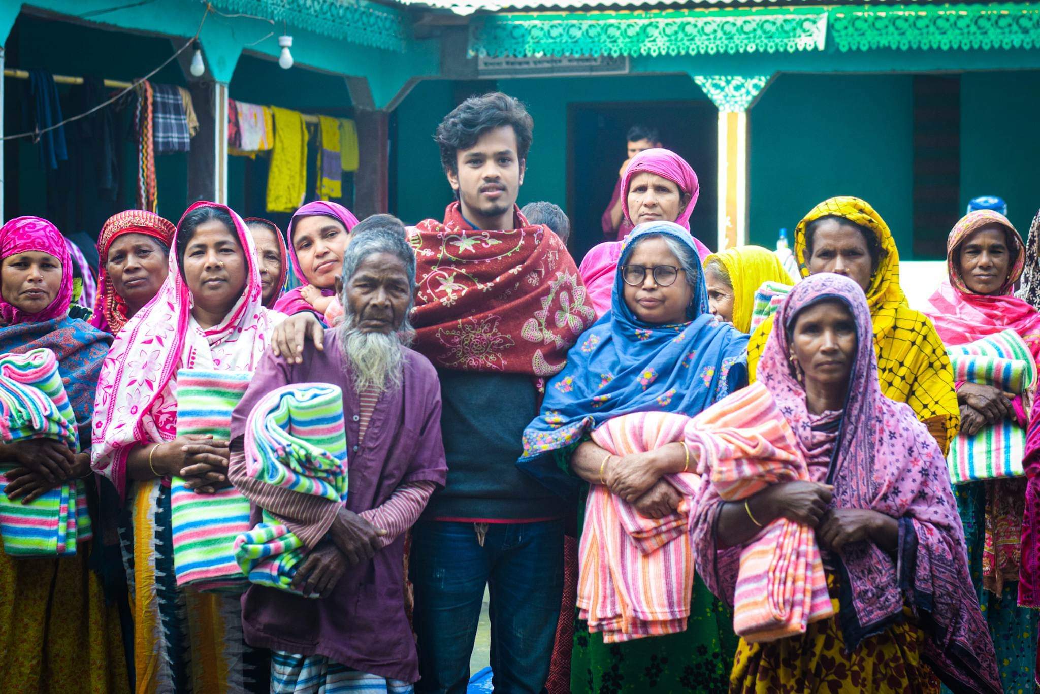 এলাকার মানুষ শীতে কষ্ট পাবে আমি তা মানতে পারিনা-লিমন ইসলাম