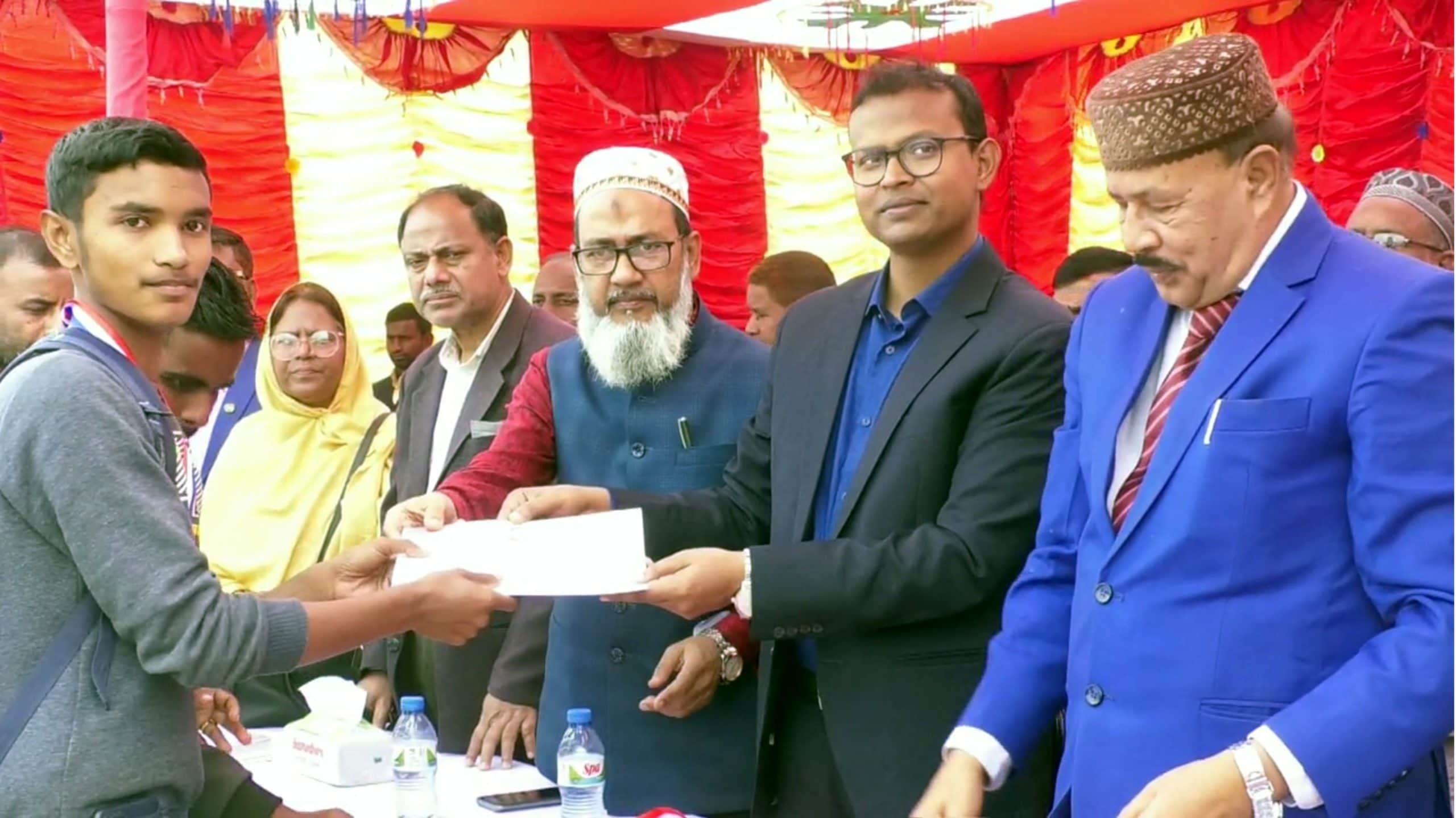 নওগাঁ দিনব্যাপী শেখ কামাল আন্তঃস্কুল ও মাদ্রাসা অ্যাথলেটিকস প্রতিযোগিতা অনুষ্ঠিত