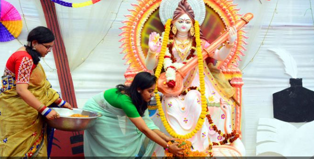 নানা আয়োজনের মধ্য দিয়ে ঠাকুরগাঁওয়ে সরস্বতী পূজা অনুষ্ঠিত