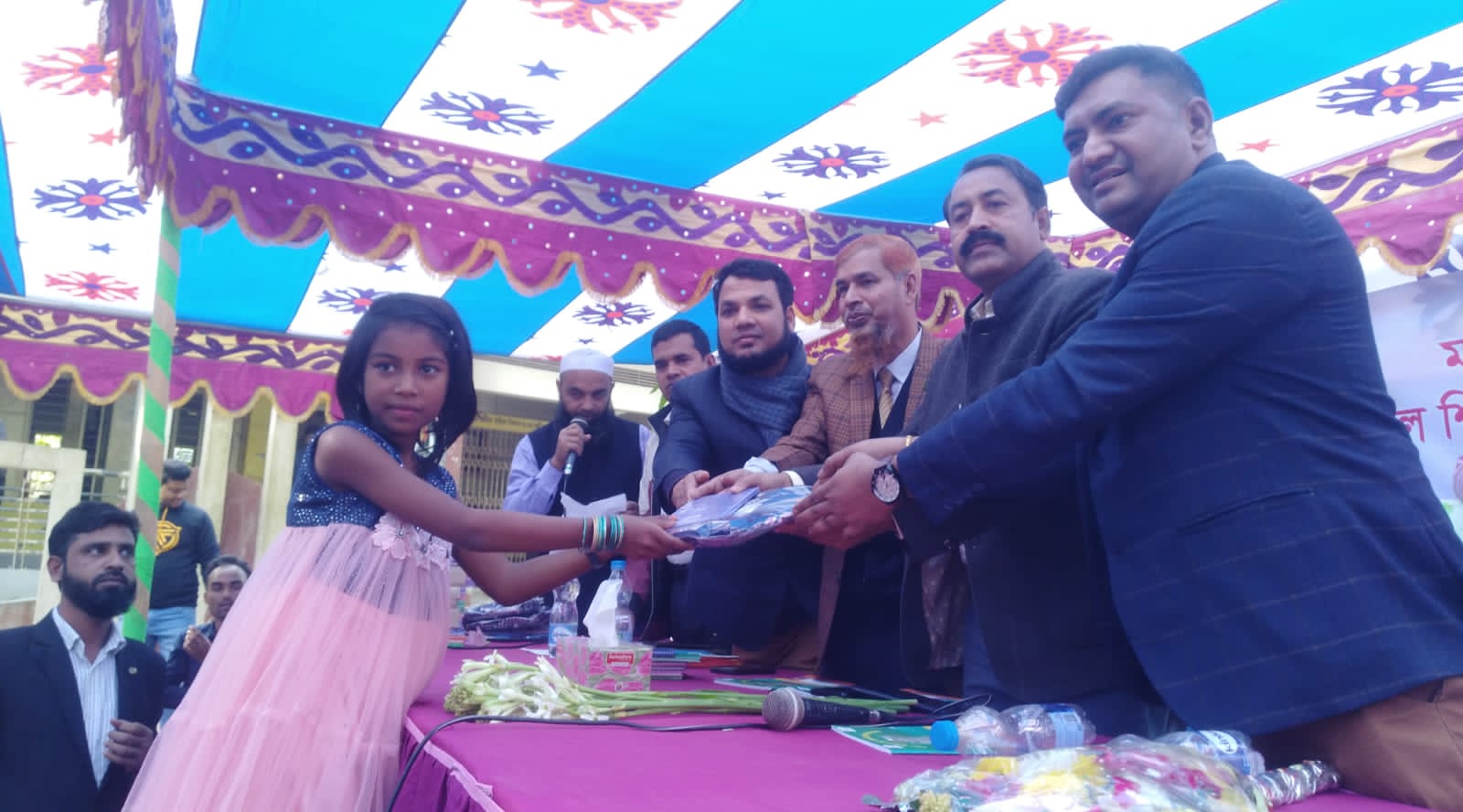 কাজিপুরের বীর শুভগাছা সরকারি প্রাথমিক বিদ্যালয় আধুনিকায়নের অঙ্গীকার সভাপতির
