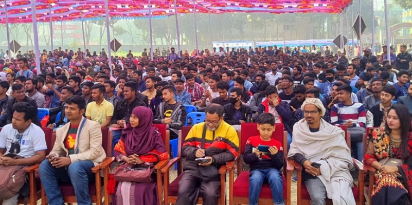 সিরাজগঞ্জে ৩ হাজার শিক্ষার্থীকে সংবর্ধনা দিয়েছে ‘শিখো’