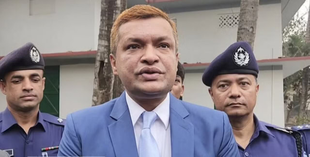 ভোটারের উপস্থিতি একটু কম হলেও, শান্তিপূর্ণভাবে ভোটগ্রহণ চলছে, জেলা রিটার্নিং কর্মকর্তা