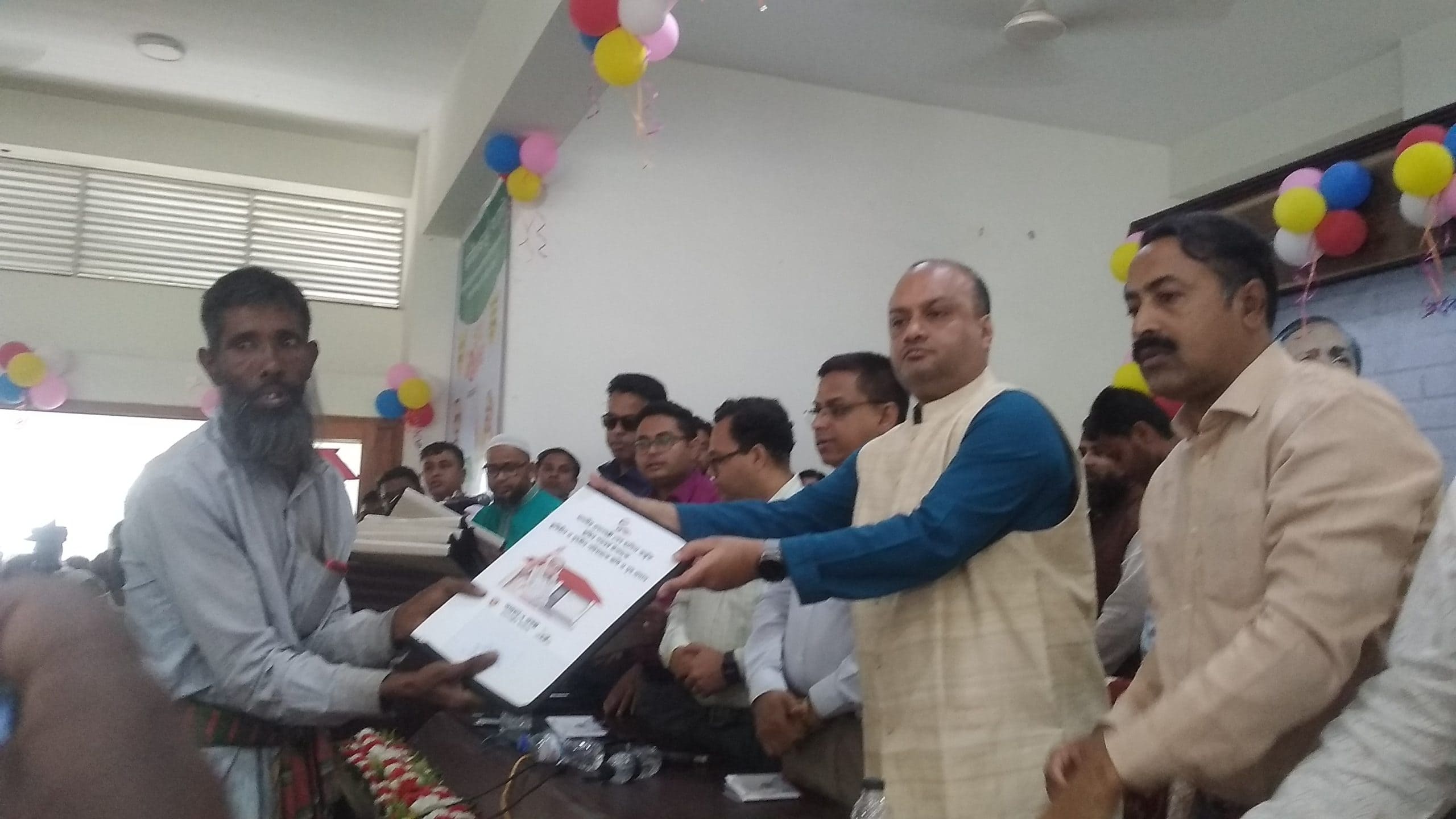 কাজিপুর উপজেলা গৃহহীন ও ভূমিহীন মুক্ত ঘোষণা করলেন প্রধানমন্ত্রী
