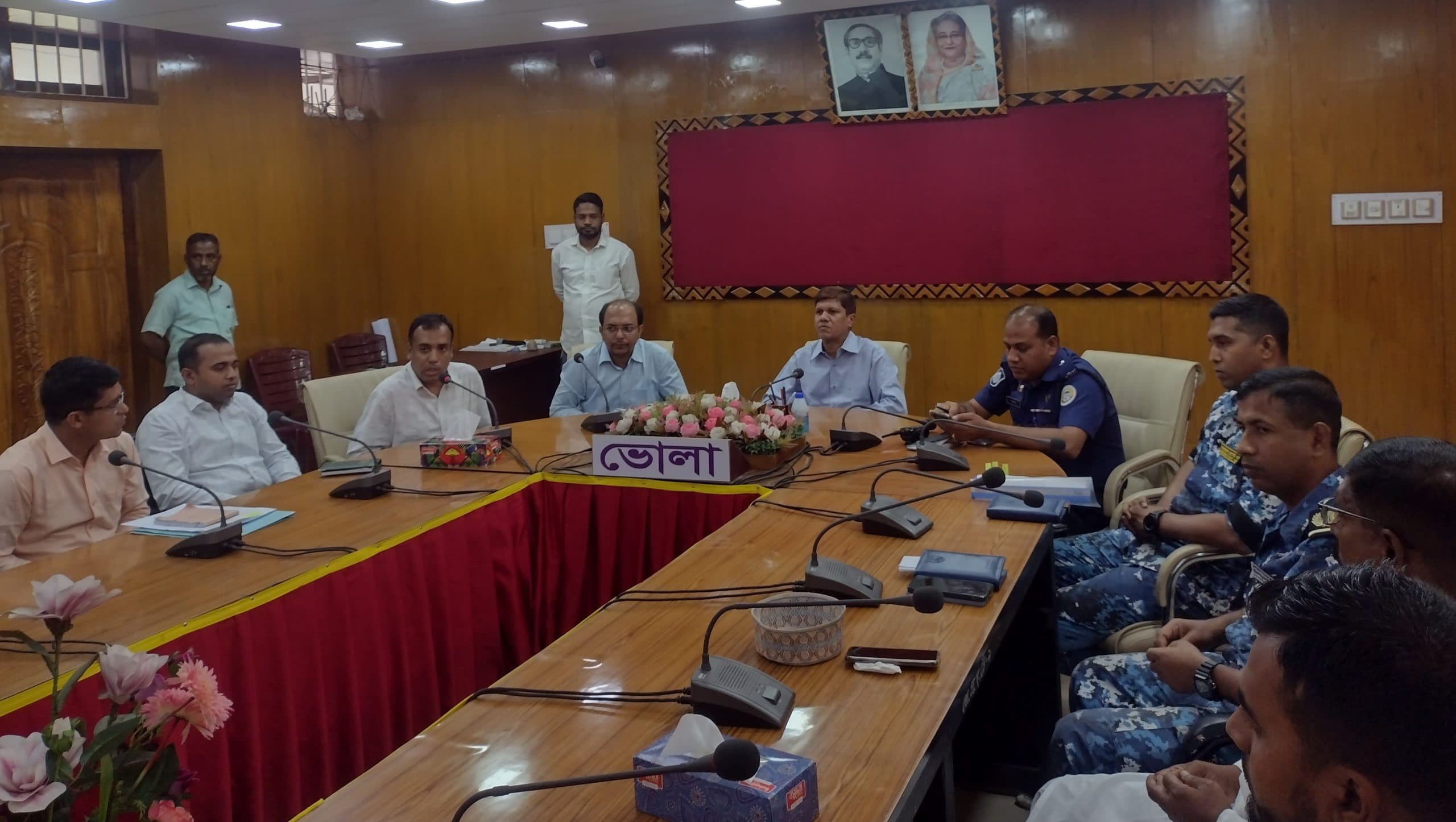 ভোলায় বিআইডব্লিউটিএর উদ্যেগে নৌ-নিরাপত্তার জন্য জেলা প্রশাসকের সাথে মতবিনিময়
