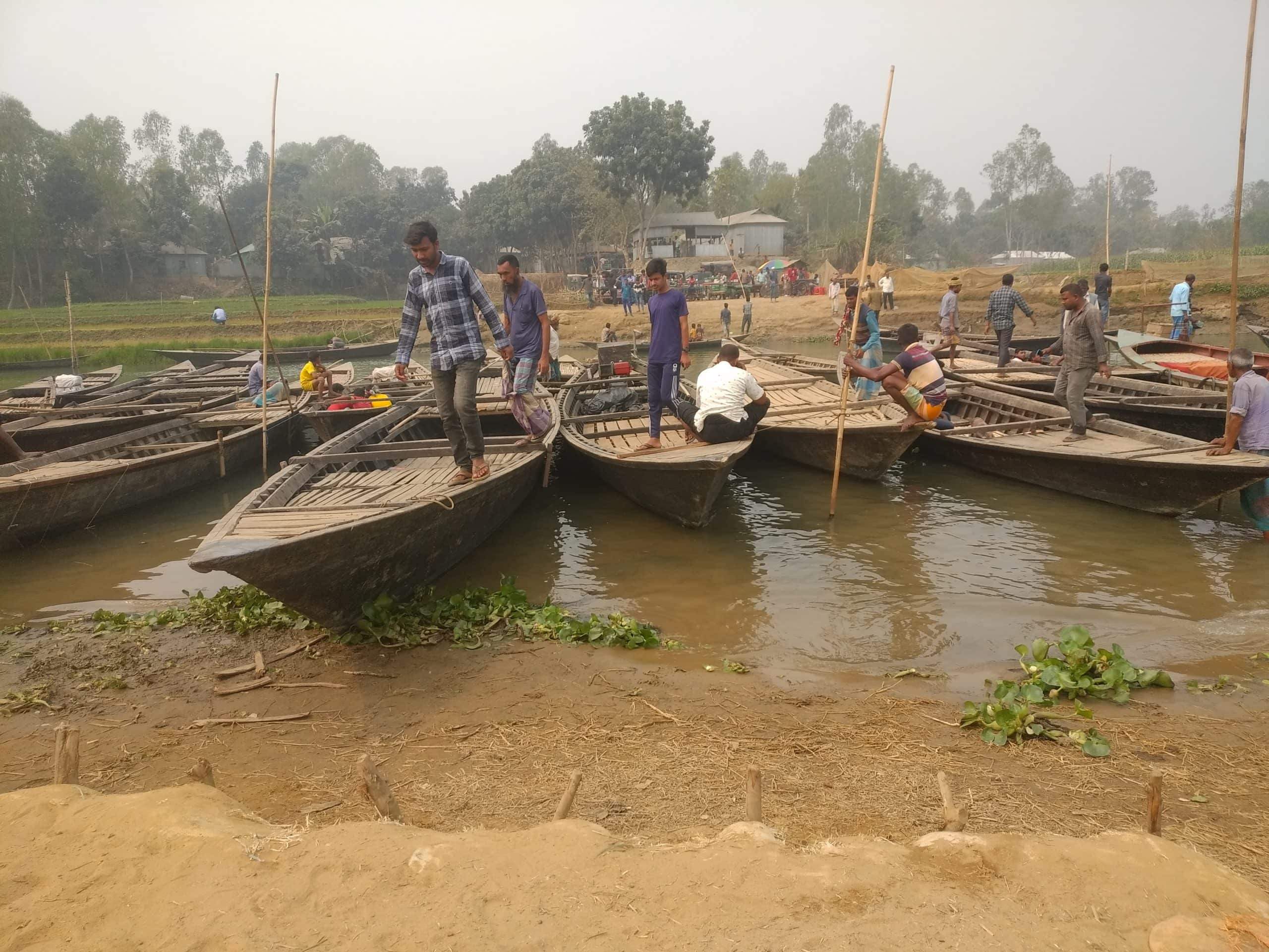 রাজিবপুর বালিয়ামারীতে একটি ব্রিজের দাবি দীর্ঘ দিনের