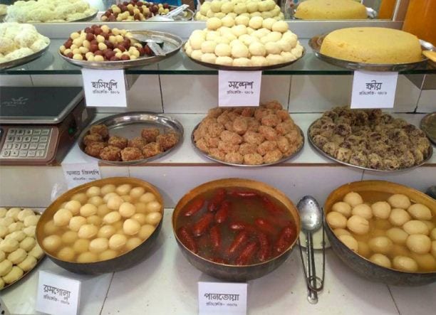 শত বছরেও স্বাদে অটুট বাঁশতলার পানতোয়া