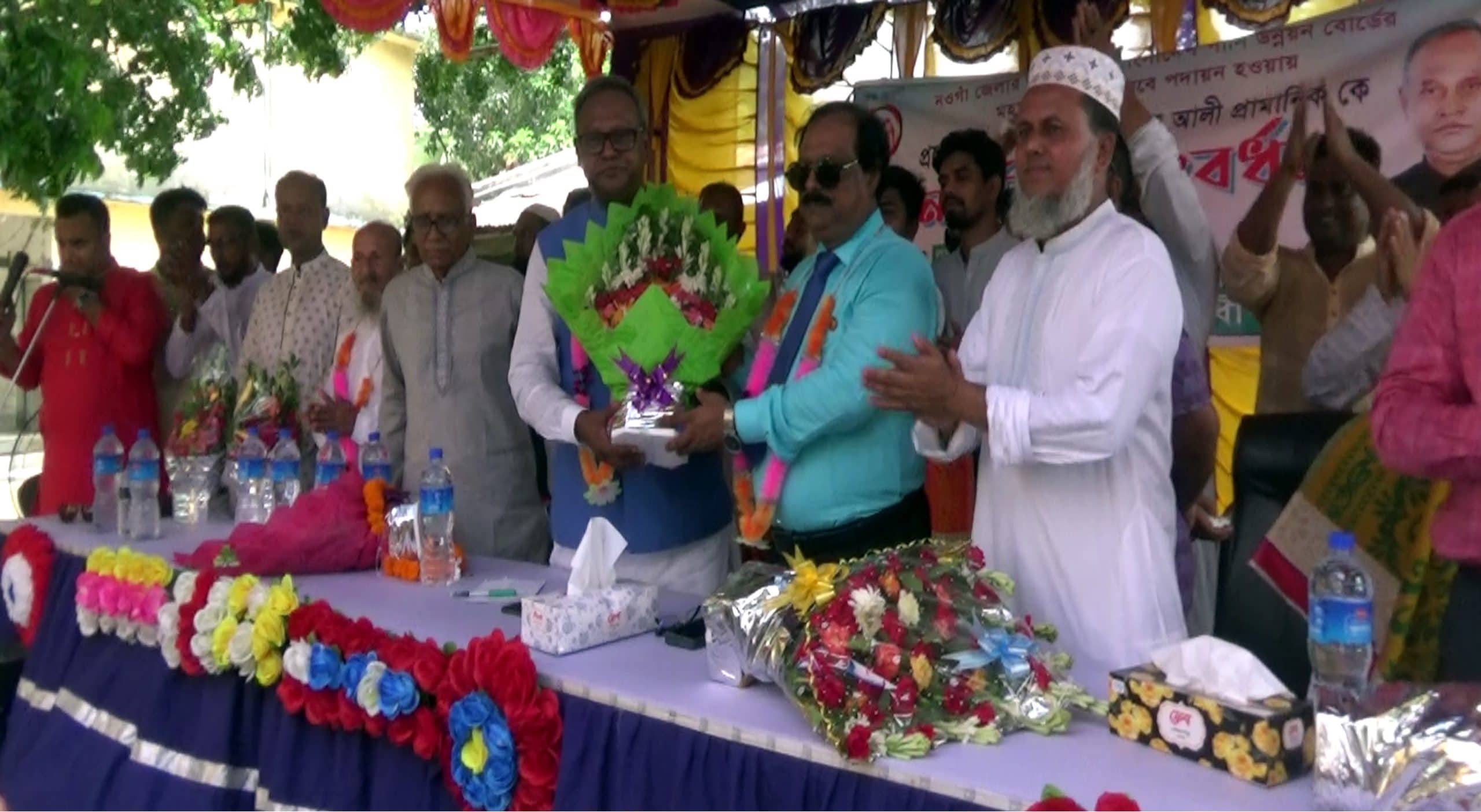 নওগার রাণীনগরে পানি উন্নয়ন বোর্ডের মহাপরিচালককে নাগরিক সংবর্ধনা প্রদান