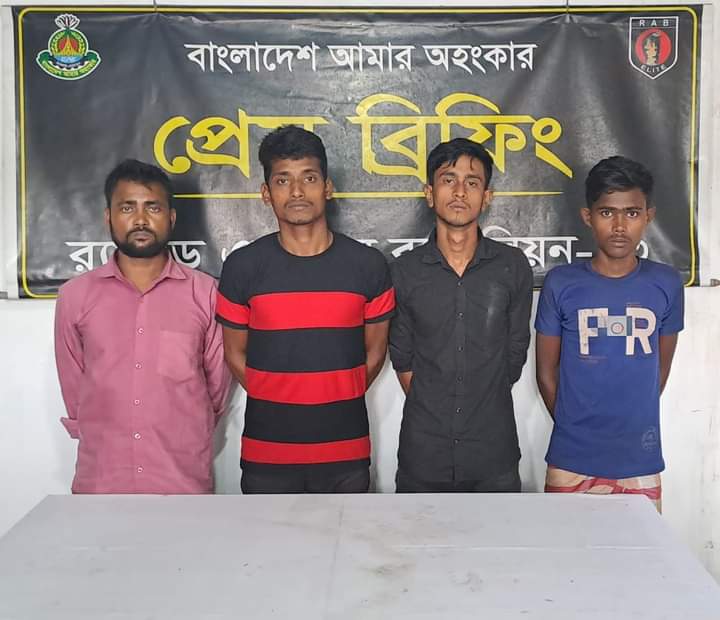 লালমনিরহাটের অটোচালক হত্যায় গ্রেফতার ৪