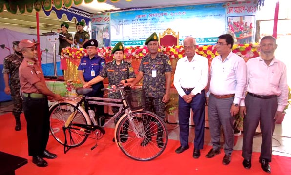 রাজশাহীতে আনসার ও গ্রাম প্রতিরক্ষা বাহিনীর জেলা সমাবেশ অনুষ্ঠিত