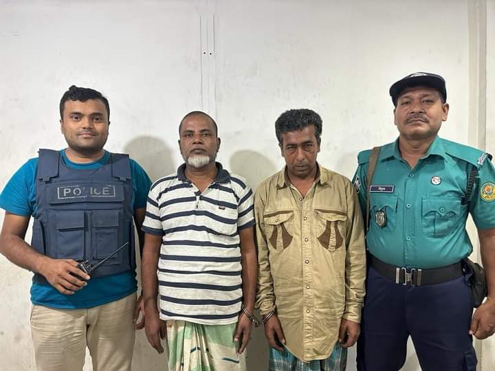 সিএমপি খুলশী থানার অভিযানে চেক প্রতারণা মামলার সাজাপ্রাপ্ত আসামি গ্রেফতার ২