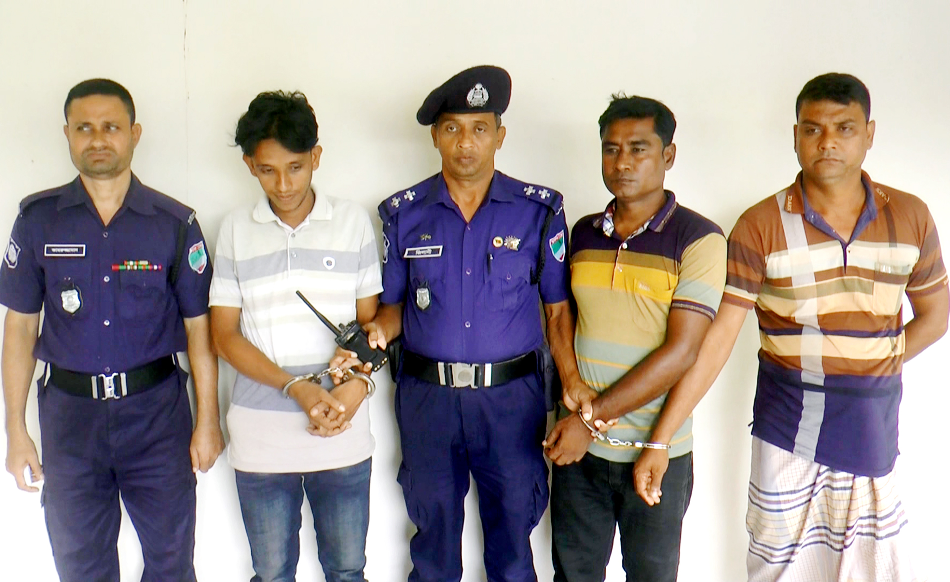 কুষ্টিয়ার মিরপুরে দুই সাংবাদিকের মোটরসাইকেল ডাকাতী মামলায় ৩ জনের সাজা, ‘গুরুপাপে লঘুদন্ড’ প্রতিক্রিয়া বাদির