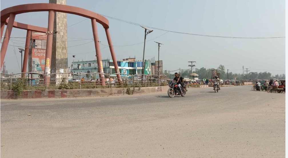 ফাঁকা উত্তরের মহাসড়ক, যাত্রী সংকটে সিরাজগঞ্জে বাস বন্ধ