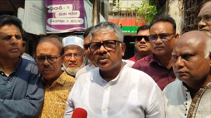 সরকারকে পদত্যাগ করতে বাধ্য হবে- নওগাঁয় বিএনপির সাংগঠনিক সম্পাদক- দুলু