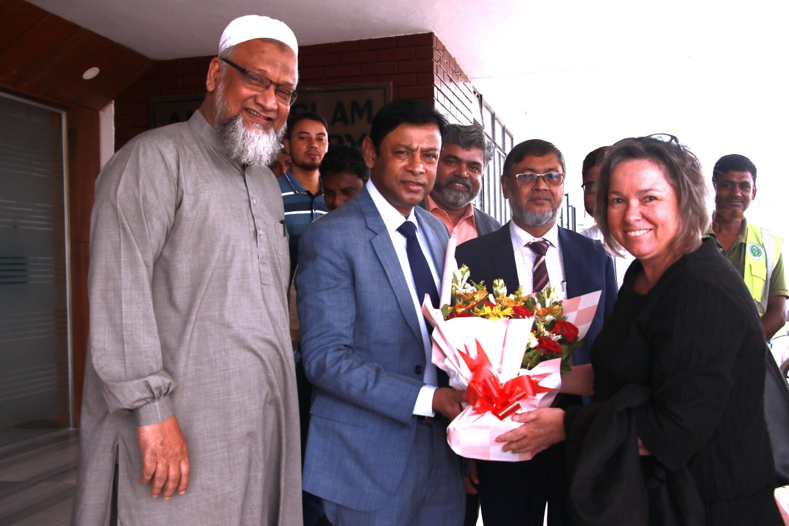 কানাডিয়ান প্রতিনিধি দলের ব্রি পরিদর্শন