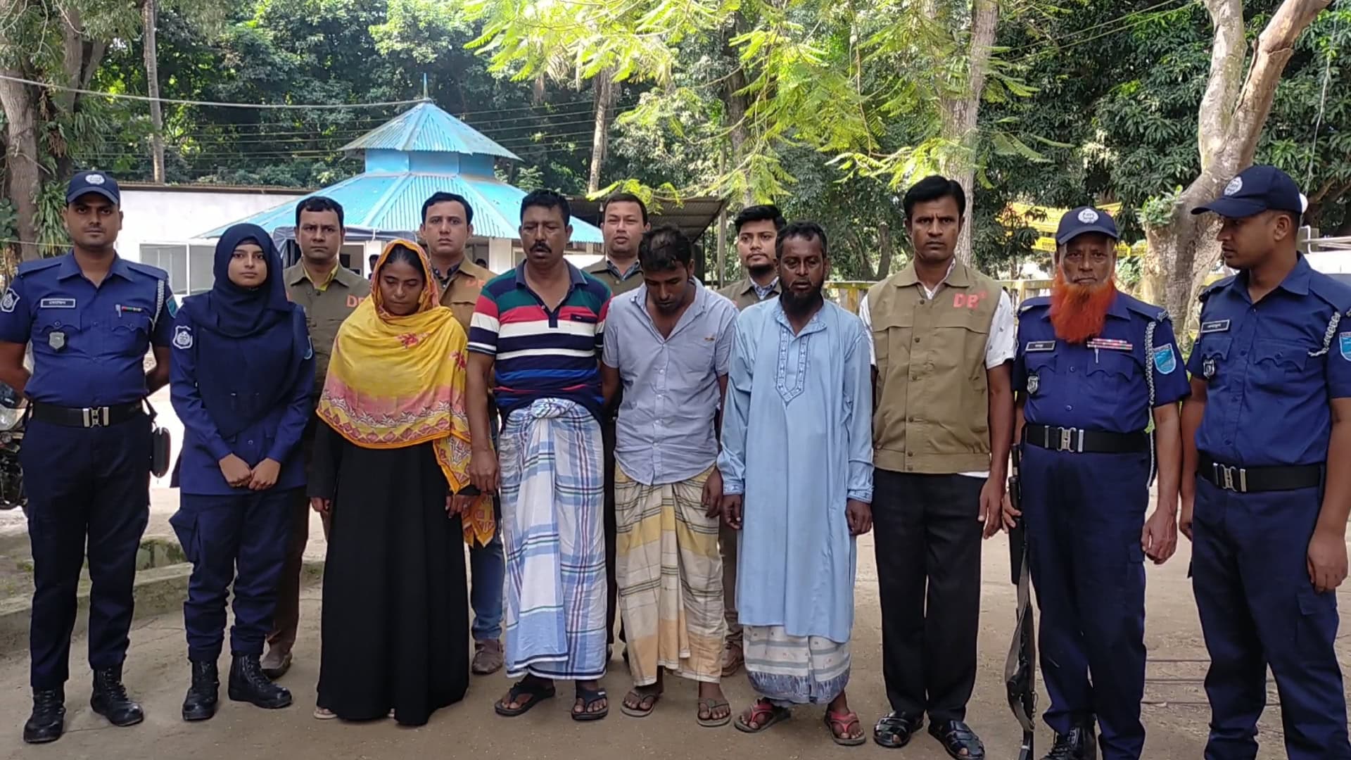 টাঙ্গাইলে অটোরিক্সা চালকে হত্যার অভিযোগে চারজন গ্রেপ্তার