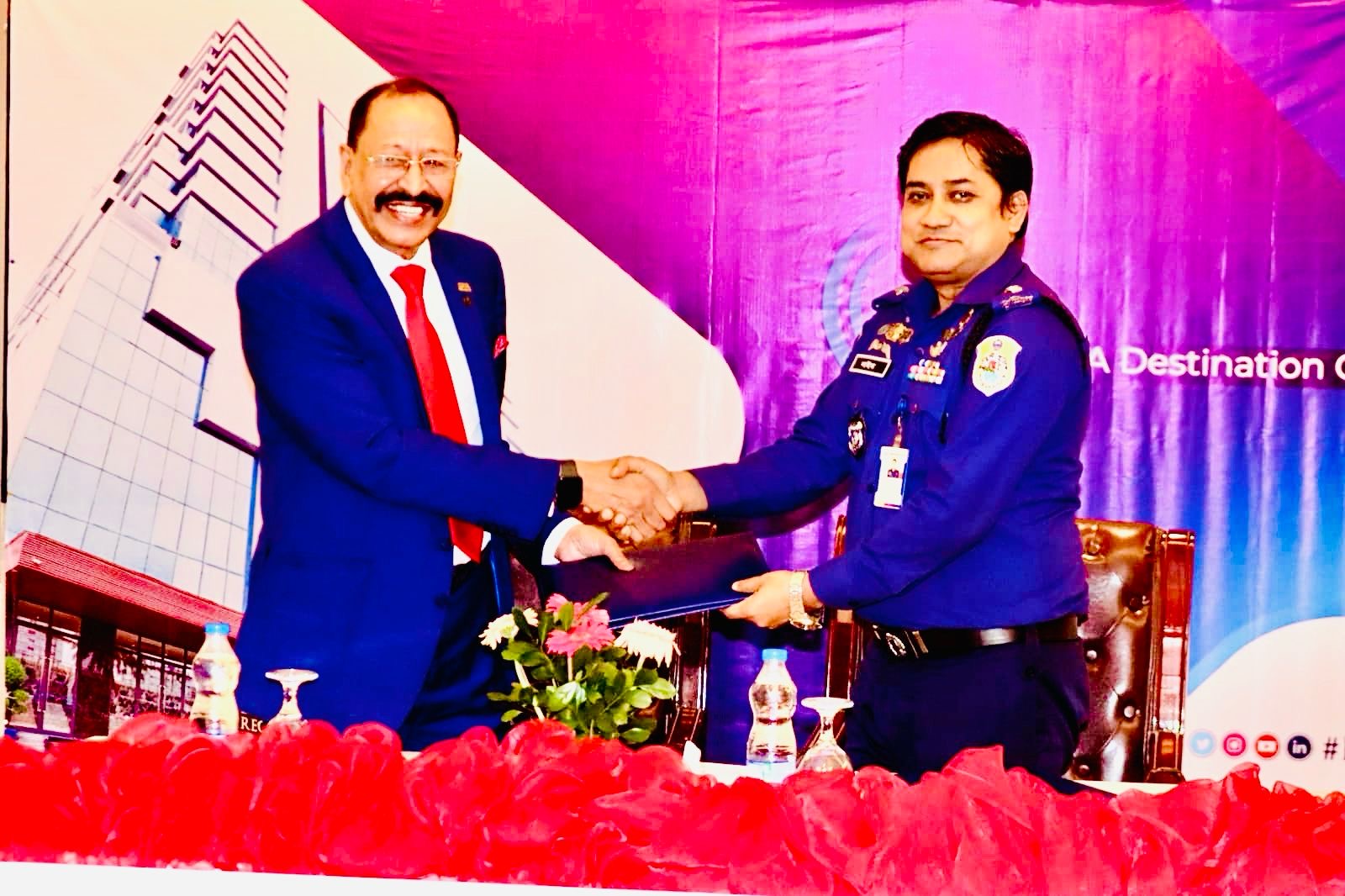 পর্যটন সেবার মান উন্নয়নে টুরিস্ট পুলিশ এবং ঢাকা রিজেন্সি হোটেল এন্ড রিসোর্ট এর মধ্যে পারস্পরিক  স্বার্থসংশ্লিষ্ট MoU স্বাক্ষর
