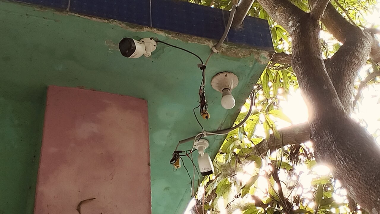 মাগুরা শ্রীপুর সিসি ক্যামেরার লাইন কেটে দিয়ে দুর্ধর্ষ ডাকাতি