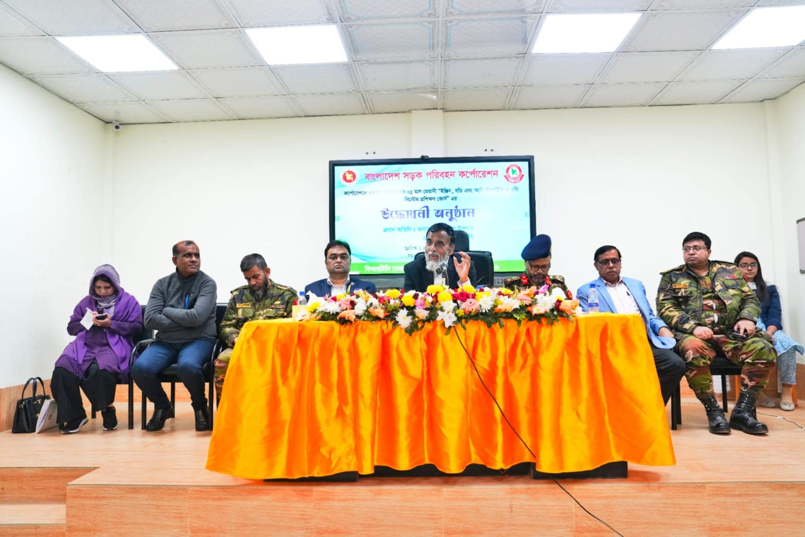 কারিগরদের এক (০১) মাস মেয়াদী ইঞ্জিন, বডি এবং অটো-ইলেক্ট্রিক ও এসি সিস্টেম প্রশিক্ষণ কোর্সের শুভ উদ্বোধন