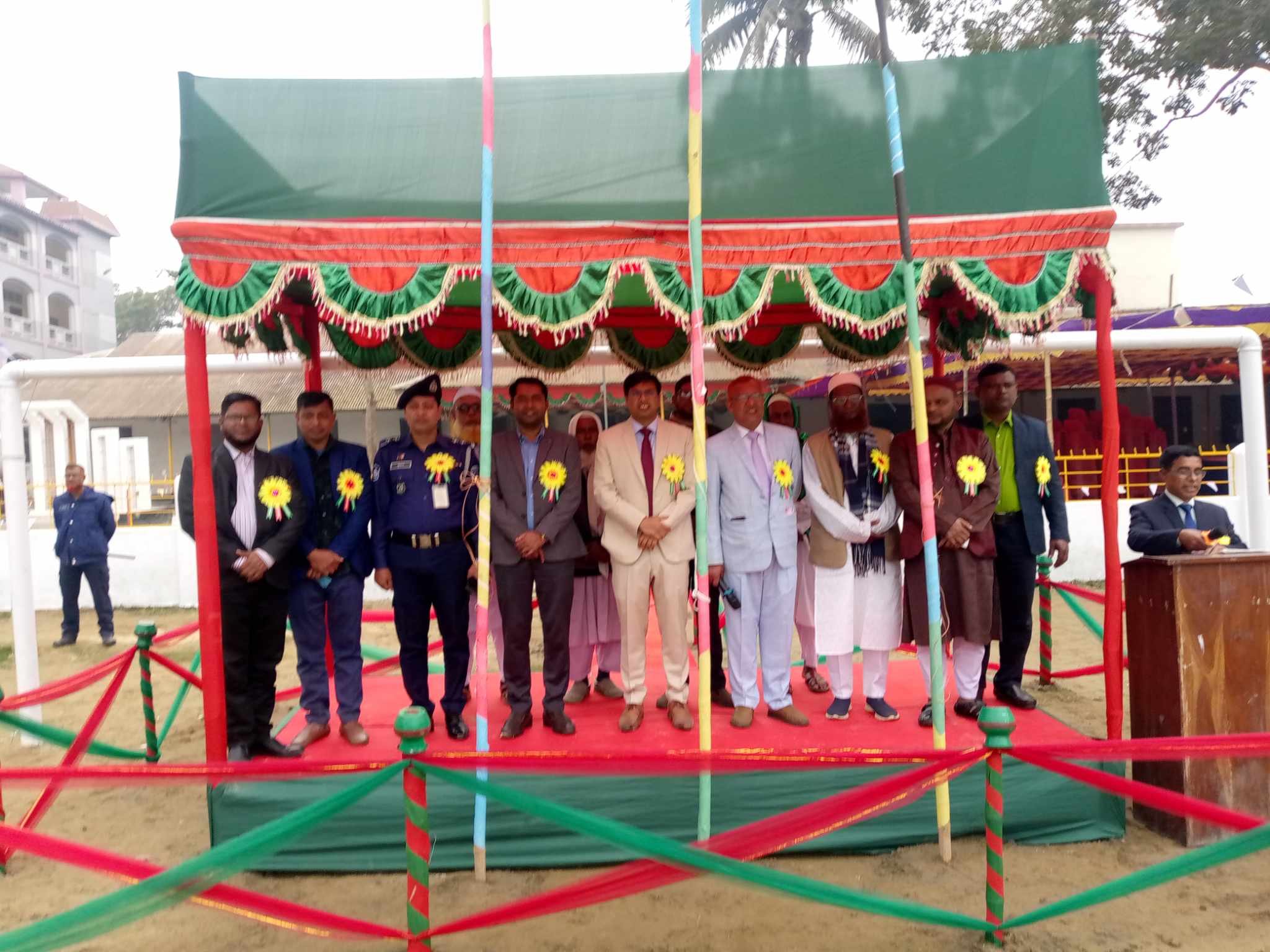 নানা আয়োজনে পয়ারী গোকুল চন্দ্র উচ্চ বিদ্যালয় এর বার্ষিক ক্রীড়া প্রতিযোগিতা অনুষ্ঠিত